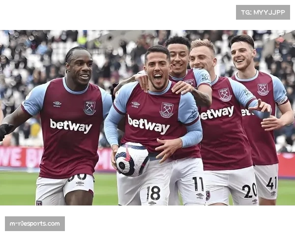 阿斯顿维拉4-3险胜桑德兰，沃特金斯梅开二度